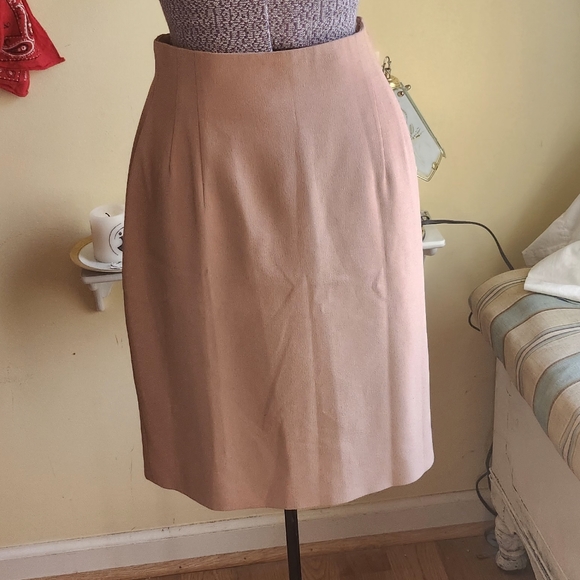 Vintage peachy a-line skirt from Jones New York - size 6 - Picture 1 of 6